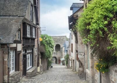 custom travel advisor Brittany France